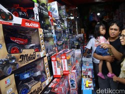 Omzet Pedagang Mainan di Tanah Abang Anjlok 40%, Kenapa?