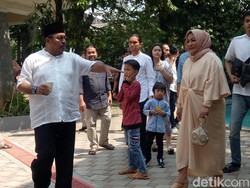 Mengintip Suasana Halal Bi Halal Keluarga Si Doel di Rumah Rano Karno