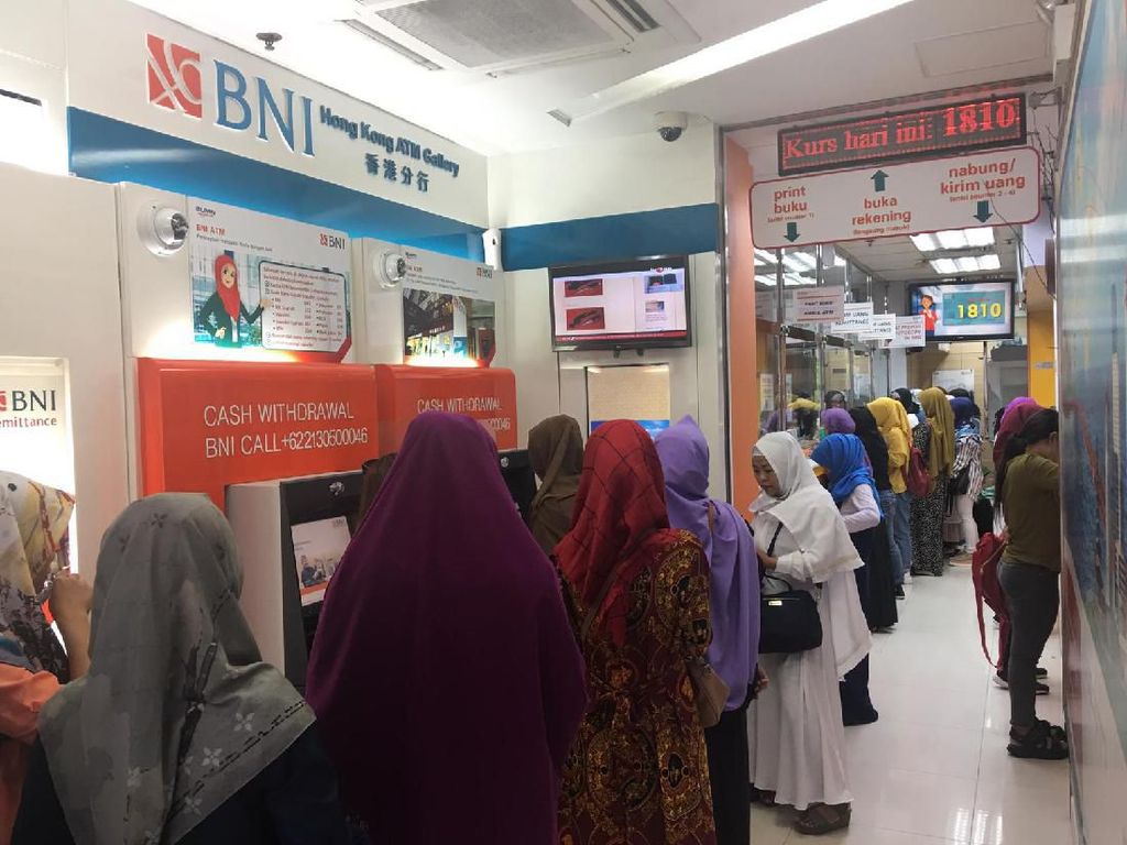 Setelah BTN, BNI Agendakan Perombakan Direksi dan Komisaris Siang Ini Setelah BTN, BNI Agendakan Perombakan Direksi dan Komisaris Siang Ini
