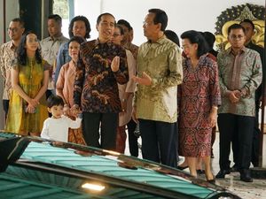 Kongko Empat Mata Sultan dan Jokowi Bahas Politik Nasional