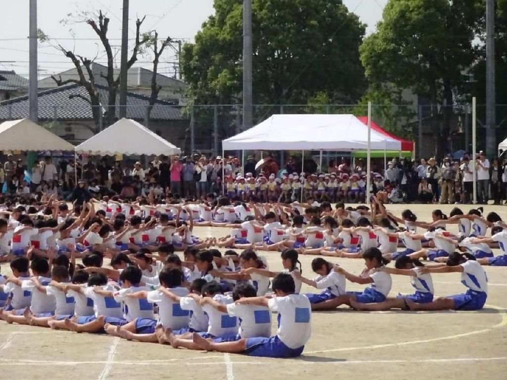 Tari Undokai dan Akhir Ramadhan di Jepang yang Panas Tari Undokai dan Akhir Ramadhan di Jepang yang Panas