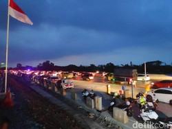 Ada One Way Arus Balik, Lalin Setelah GT Cikampek Utama Padat