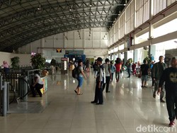 Belasan Ribu Pemudik Kembali ke Surabaya Lewat Terminal Bungurasih