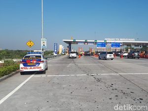 H+3 Lebaran, 29 Ribu Kendaraan Keluar Masuk Tol Surabaya-Mojokerto H+3 Lebaran, 29 Ribu Kendaraan Keluar Masuk Tol Surabaya-Mojokerto