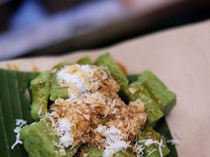 Makanan Enak di Pasar Gede Solo Hingga Serunya Ngopi Jennifer Lawrence Makanan Enak di Pasar Gede Solo Hingga Serunya Ngopi Jennifer Lawrence