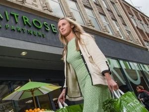 Supermarket di Inggris Mulai Jual Produk Tanpa Kemasan Plastik