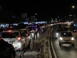 74 Ribu Kendaraan Lintasi Nagrek Menuju Bandung di H+2 Lebaran