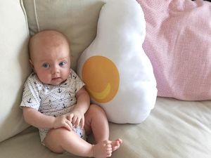 Tingkah Gemas Alaia Moana Saat Makan, Bayi Bule Cantik Marissa Nasution Tingkah Gemas Alaia Moana Saat Makan, Bayi Bule Cantik Marissa Nasution