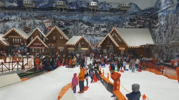 Trans Snow World