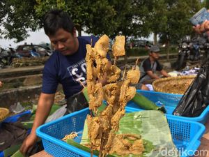 Uniknya Colok Gembrung Khas Ciamis, Sate Kulit Sapi Sejak 1960an Uniknya Colok Gembrung Khas Ciamis, Sate Kulit Sapi Sejak 1960an