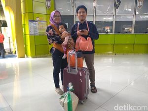 Cerita Nurul Mudik Lancar Naik Kereta, Pulang Dapat Oleh-oleh Beras dari Ortu Cerita Nurul Mudik Lancar Naik Kereta, Pulang Dapat Oleh-oleh Beras dari Ortu