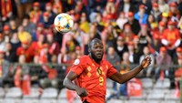 Pada menit ke-50, Romelu Lukaku mencatatkan namanya di papan skor sekaligus memperbesar keunggulan timnya jadi 3-0.