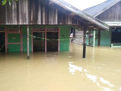 Samarinda Banjir, Akses ke Bandara APT Pranoto Putus