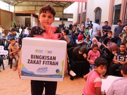 ACT Salurkan Zakat Fitrah Bagi Yatim dan Difabel di Palestina
