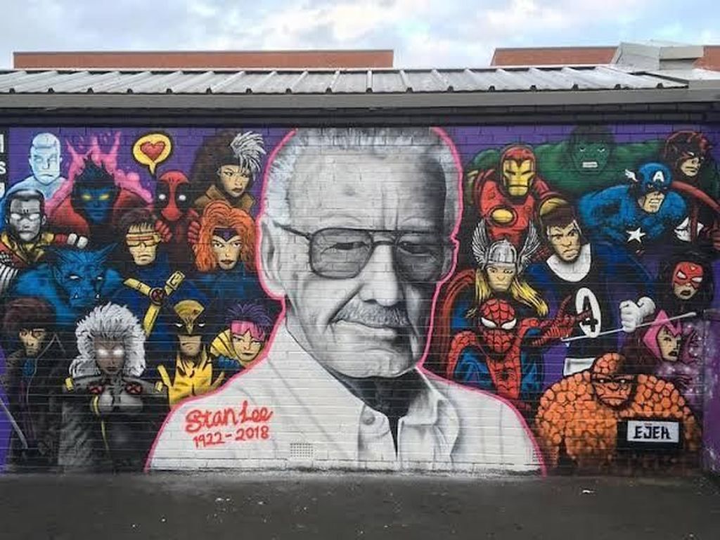 Mural Penghormatan Stan Lee Muncul di Paris Mural Penghormatan Stan Lee Muncul di Paris