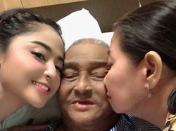 Turuti Keinginan Ayah, Dewi Perssik Cabut Laporan Terhadap Meldi