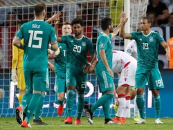Di menit ke-13, Jerman sudah membuka keunggulan berkat gol Sane. Mendapat umpan terobosan Joshua Kimmich di kotak penalti, Sane mengecoh penjaganya sebelum melepaskan sepakan ke tengah gawang Belarusia.