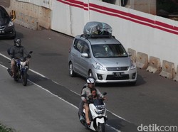 Jangan Asal Taruh Barang di Atap Mobil saat Mudik, Bahayanya Merusak Kontruksi Kendaraan