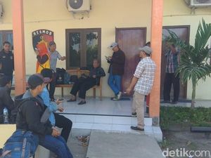 2 Pemudik Terlantar di Semarang Diberangkatkan, 8 Masih di Kantor Polisi 2 Pemudik Terlantar di Semarang Diberangkatkan, 8 Masih di Kantor Polisi