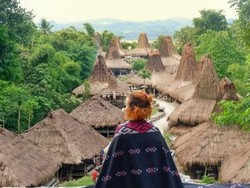 Menyambangi Sumba dari Desa Adat Praijing yang Ramah nan Bersih