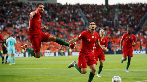 Cristiano Ronaldo senang dengan keberhasilan Portugal jadi juara UEFA Nations League.