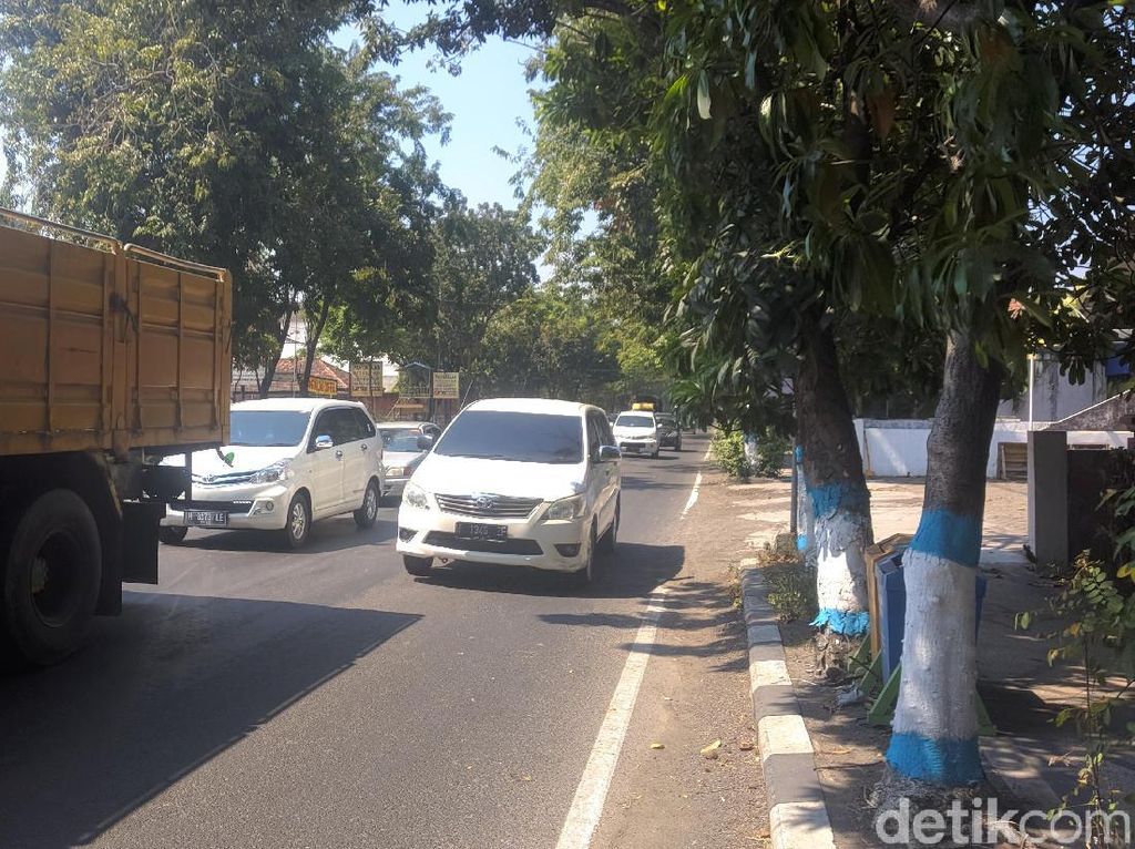 Arus Balik, Kepadatan Lalu Lintas di Lamongan Turun 68 Persen Arus Balik, Kepadatan Lalu Lintas di Lamongan Turun 68 Persen