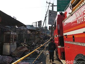 Pemkot Cari Lahan untuk Relokasi Pedagang Pasar Ujungberung yang Terbakar Pemkot Cari Lahan untuk Relokasi Pedagang Pasar Ujungberung yang Terbakar