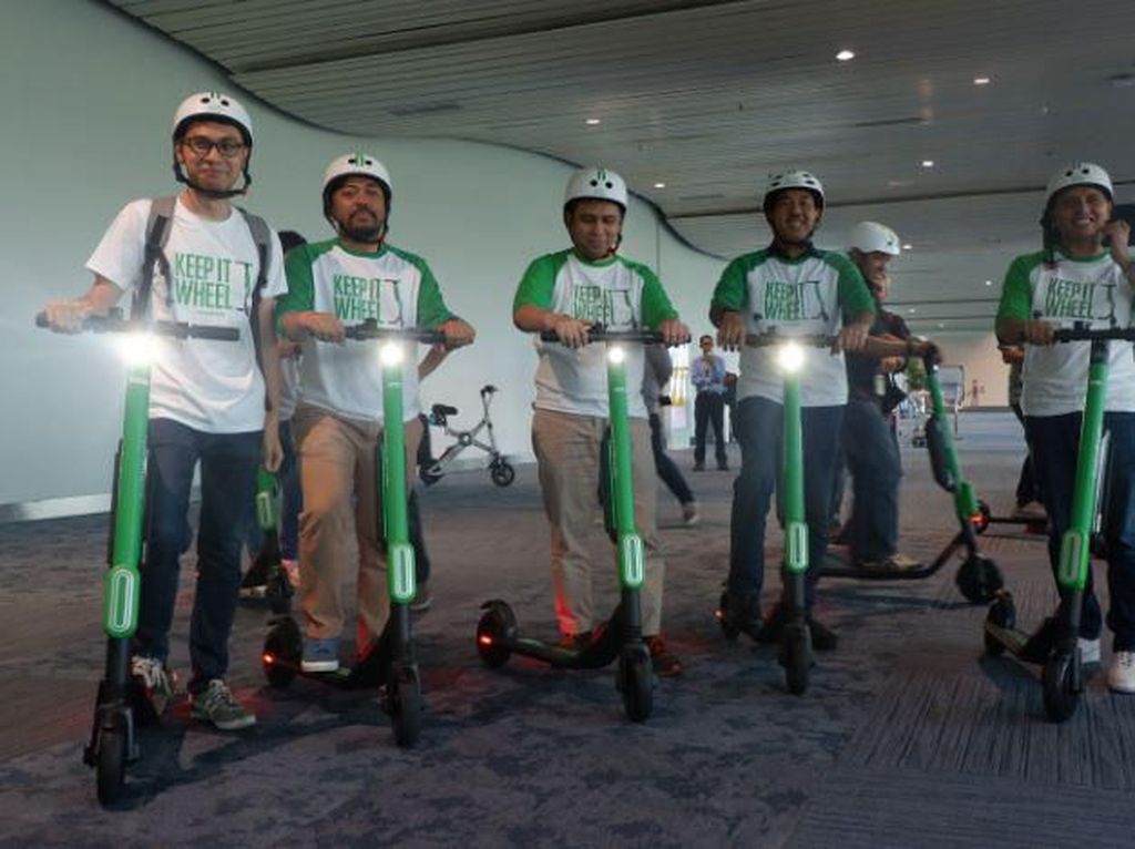 Skuter Listrik GrabWheels Resmi Hadir di Bandara Soetta Skuter Listrik GrabWheels Resmi Hadir di Bandara Soetta
