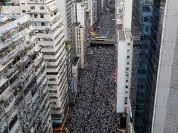 Protes Hukum Ekstradisi, Warga Hong Kong Gelar Demo Besar-besaran