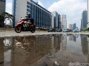 Hari Pertama Masuk Kerja, Jalan Sudirman-Thamrin Masih Lengang