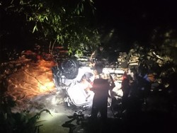 Polisi Amankan Sopir Mobil yang Masuk Jurang di Agam Sumbar