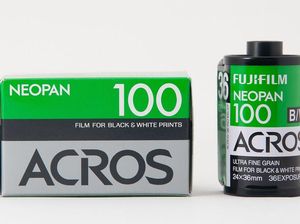 Gara-gara Milenial, Fujifilm Kembali Rilis Film Monokrom Gara-gara Milenial, Fujifilm Kembali Rilis Film Monokrom