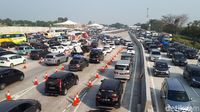 H+6 Lebaran, GT Cikampek Utama Macet di Dua Arah
