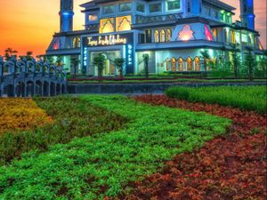 Sunrise di Mesjid Tajug Gede Cilodong Purwakarta