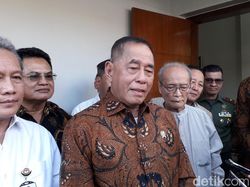 2 Jam, Menhan Ryamizard Bertemu Buya Syafii, Bahas Apa?