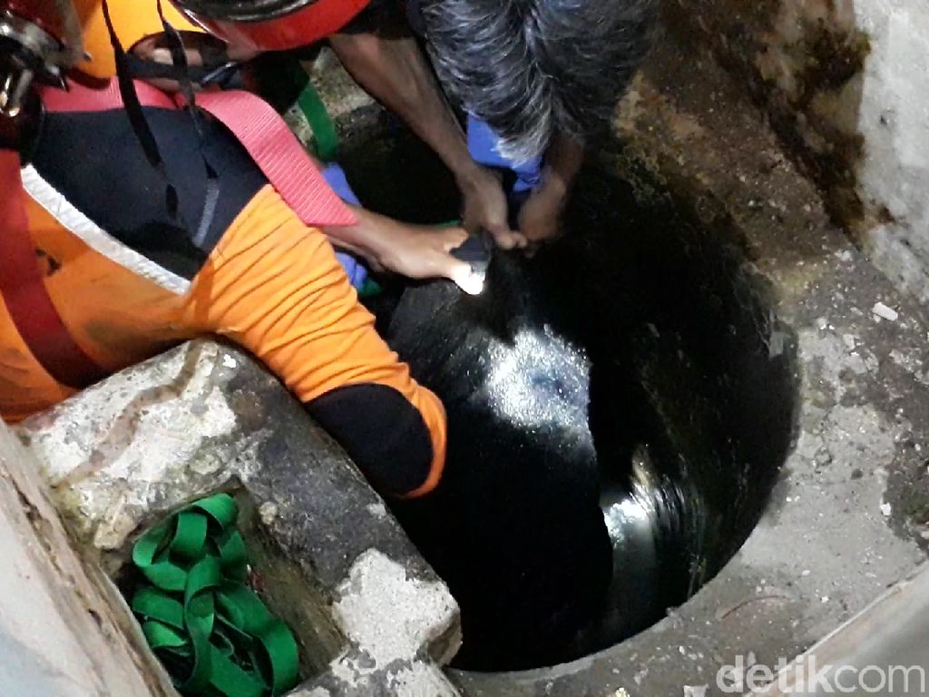 Berusaha Kabur, Pelaku Penggelapan Tewas Tercebur Sumur di Brebes Berusaha Kabur, Pelaku Penggelapan Tewas Tercebur Sumur di Brebes