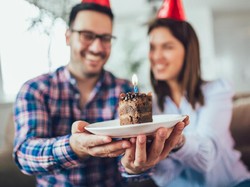 35 Ucapan Ulang Tahun untuk Pacar Hingga Teman, Romantis dan Lucu