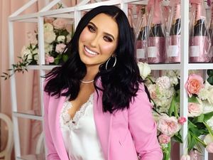 Setelah Skandal Lipstik Berserabut, Jaclyn Hill Rilis Ulang Kosmetiknya Setelah Skandal Lipstik Berserabut, Jaclyn Hill Rilis Ulang Kosmetiknya
