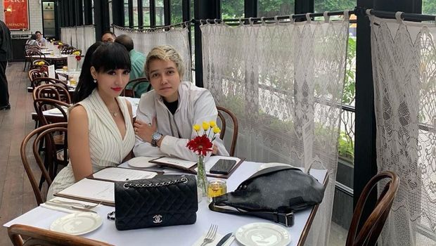 Abash dan Lucinta Luna