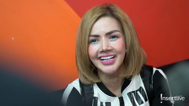 Mengaku Pernah Tinggal di Amerika, Bahasa Inggris Barbie Kumalasari Belepotan