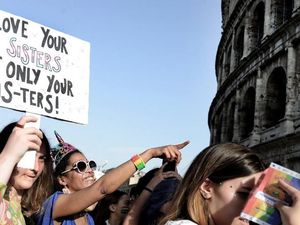 Soal LGBT, Vatikan Sebut Gender Ditentukan Tuhan, Bukan Individu