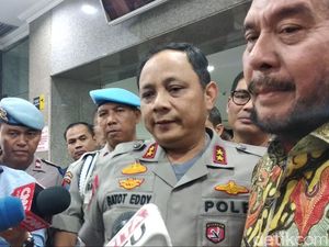 Kapolda Metro Siapkan 12 Ribu Personel Amankan Sidang Sengketa Pemilu di MK Kapolda Metro Siapkan 12 Ribu Personel Amankan Sidang Sengketa Pemilu di MK