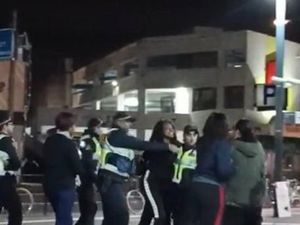 WNI Alami Kekerasan di Melbourne, Bantuan Apa yang Bisa Diharapkan dari Polisi? WNI Alami Kekerasan di Melbourne, Bantuan Apa yang Bisa Diharapkan dari Polisi?