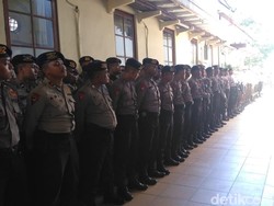 Sidang Vonis Kasus Idiot Ahmad Dhani Dijaga Ketat Polisi