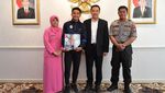 Hambali Jajal Peruntungan ke Eropa Timur