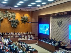 DPR Panggil Menhub Bahas Anggaran Tahun 2020