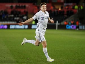 Daniel James Warisi Nomor Ander Herrera di MU