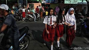 Usai Libur Lebaran, Siswa SD Mulai Masuk Sekolah