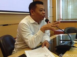 Buntut Aturan Baju Muslim di SDN, Disdikpora Kumpulkan Kepsek se-DIY Buntut Aturan Baju Muslim di SDN, Disdikpora Kumpulkan Kepsek se-DIY
