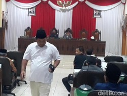 Bupati Bojonegoro ke Inggris, Rapat Paripurna Diwarnai Walk Out